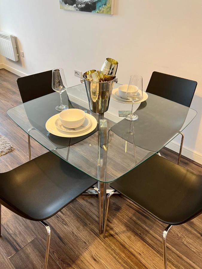 Liverpool Waterfront Apartment Esterno foto